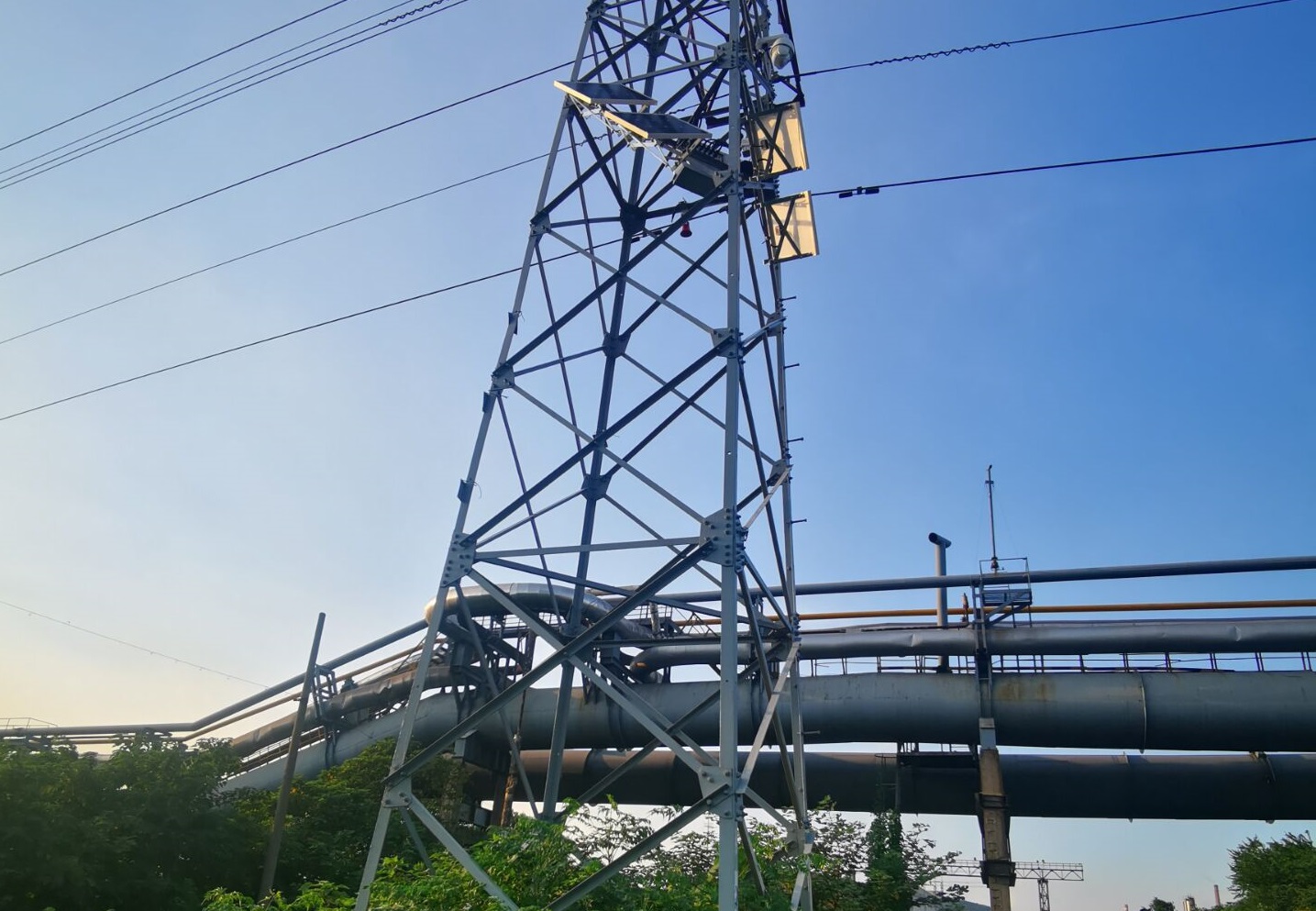 輸電線路面式激光防外破在線監(jiān)測裝置 輸電線路面式激光防外破在線監(jiān)測裝置